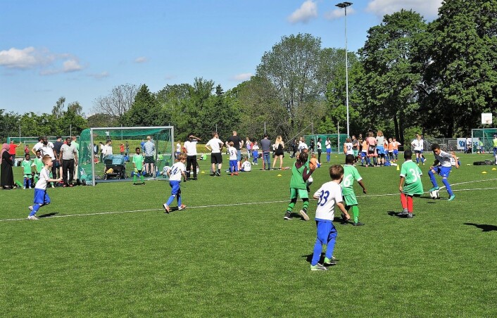 Snart kan unge fotballspillere på Caltexløkka på Tøyen se fram til å få garderober å skifte i. Arkivfoto: Christian Boger Snart kan unge fotballspillere på Caltexløkka på Tøyen se fram til å få garderober å skifte i. Arkivfoto: Christian Boger