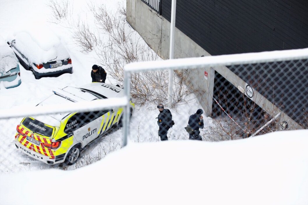Politiet mener den drepte mannen var et tilfeldig offer ved garasjeanlegget i Sterbråtveien. Tiltalte og avdøde skal ikke ha kjent hverandre. Foto: Audun Braastad / NTB scanpix Politiet mener den drepte mannen var et tilfeldig offer ved garasjeanlegget i Sterbråtveien. Tiltalte og avdøde skal ikke ha kjent hverandre. Foto: Audun Braastad / NTB scanpix