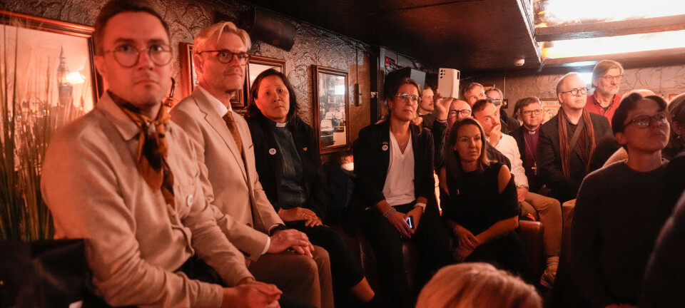 Ba om unnskyldning foran fullsatt pub: – En symboltung plass