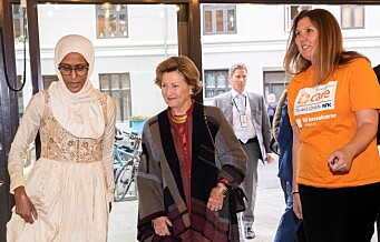 Dronning Sonja besøkte frivillige på Tøyen