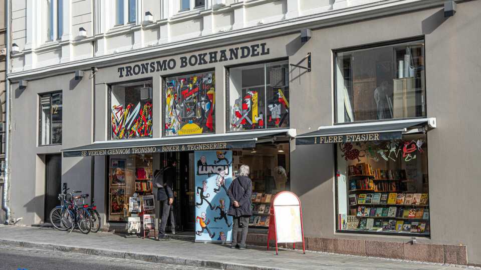 Det er lett å se at Tronsmo, i Universitetsgata 12, ikke er en kjedebokhandel. Foto: Hilde Kari Nylund