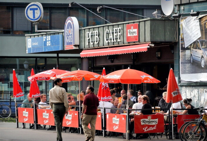 Det kan bli lenge til neste sommerpils på Star gate pub på Grønland. Næringsetaten avslo i juni stedets søknad om ny skjenkebevilling. Avslaget er nå anket. Foto: Heiko Junge / NTB scanpix Det kan bli lenge til neste sommerpils på Star gate pub på Grønland. Næringsetaten avslo i juni stedets søknad om ny skjenkebevilling. Avslaget er nå anket. Foto: Heiko Junge / NTB scanpix