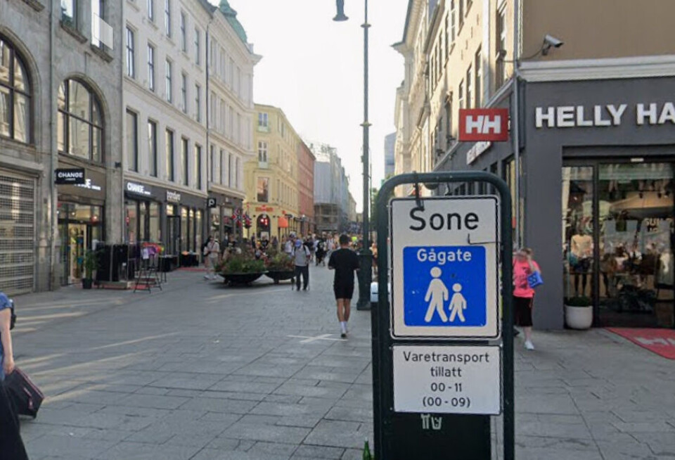Politiet vitne til grov vold mot tigger på Karl Johan: - Blør fra hodet