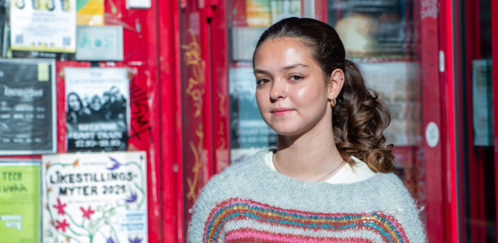 Anna (17) pendlet mellom skolebenken og sin første filmrolle, en julefortelling fra Tøyen: – Hadde ikke gitt like mye mening om den foregikk på Bygdøy