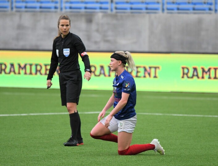 Rikke Madsen hadde flere store sjanser til å sikre Vålerenga-jentene seieren lørdag. Men det ville seg ikke for VIFs danske spiller. Foto: Christian Boger