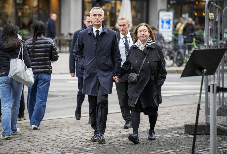 Se bildene: Kjendisene strømmet til Oslo-forfatterens begravelse