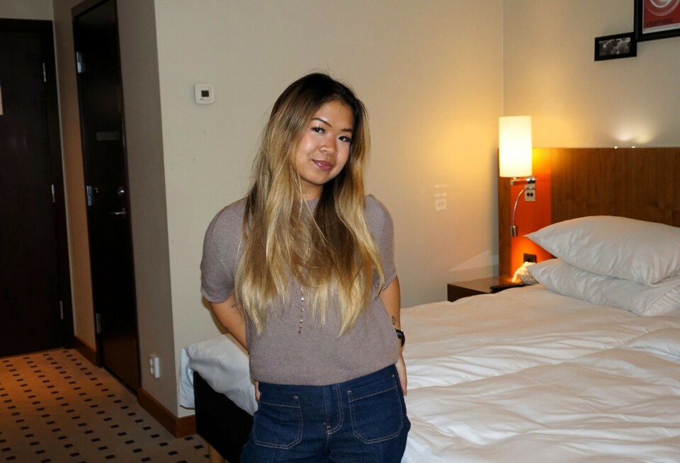 Student Chanitsara (21) er evakuert til hotell etter raset: – Både frokosten og boligen er oppgradert