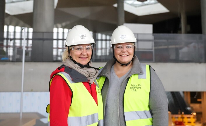 F.v. Eli Grimsby og Marthe Scharning Lund er strålende fornøyd med bygget. Foto: André Kjernsli F.v. Eli Grimsby og Marthe Scharning Lund er strålende fornøyd med bygget. Foto: André Kjernsli
