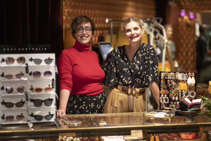 Ellen Marie Garåsen og Elise Dingstad fikk nok av meningsløse og dårlig betalte jobber og oppfylte drømmen sin. Foto: Olav Helland Ellen Marie Garåsen og Elise Dingstad fikk nok av meningsløse og dårlig betalte jobber og oppfylte drømmen sin. Foto: Olav Helland