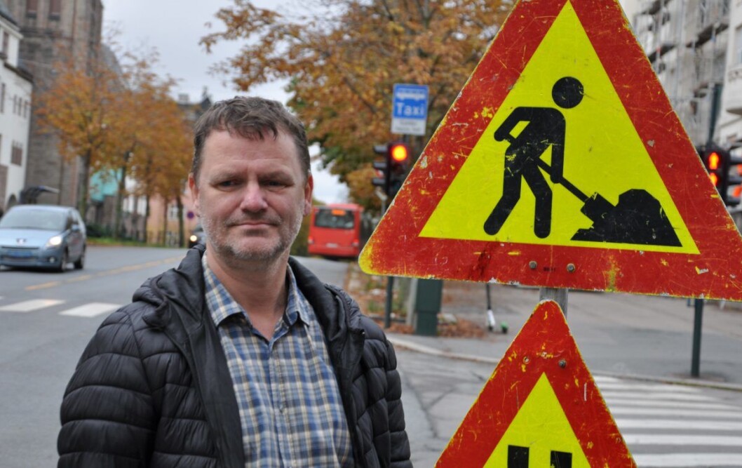 — I dag er det kø i Bygdøy allé fra Thomas Hefteysgate og ned til Bygdøylokket om ettermiddagen. Å la bussen stå i den køen er ikke å satse på kollektitransport, sier BU-leder på Frogner, Jens Jørgen Lie (H). Foto: Arnsten Linstad — I dag er det kø i Bygdøy allé fra Thomas Hefteysgate og ned til Bygdøylokket om ettermiddagen. Å la bussen stå i den køen er ikke å satse på kollektitransport, sier BU-leder på Frogner, Jens Jørgen Lie (H). Foto: Arnsten Linstad