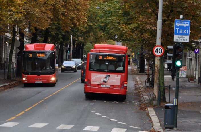 Snart kan ikke bussen kjøre kollektivfeltet i Bygdøy allé. Det erstattes med sykkelvei. Foto: Arnsten Linstad Snart kan ikke bussen kjøre kollektivfeltet i Bygdøy allé. Det erstattes med sykkelvei. Foto: Arnsten Linstad