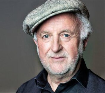 Tom Skjellum har skrevet alle arrangementene og er dirigent hos Sagenecabareten. Foto: Åse Marie Mikkelsen Tom Skjellum har skrevet alle arrangementene og er dirigent hos Sagenecabareten. Foto: Åse Marie Mikkelsen