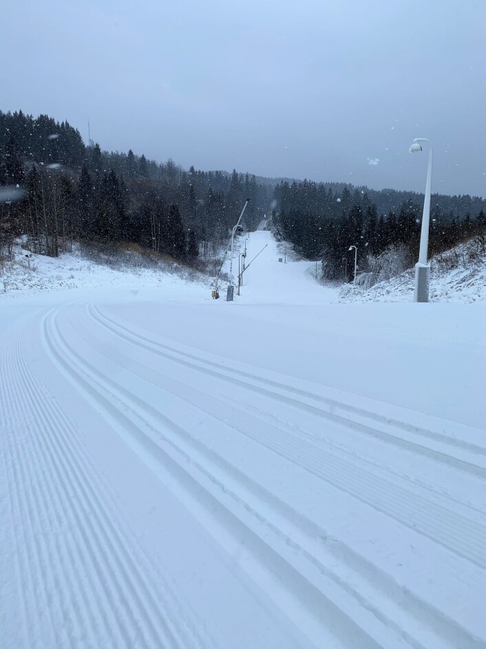 750 meter skiløype ligger nå åpen i Holmenkollen. Foto: Henrik Unhjem-Teigenes 750 meter skiløype ligger nå åpen i Holmenkollen. Foto: Henrik Unhjem-Teigenes