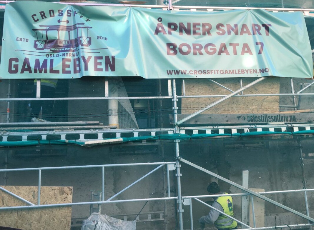 Her i Borggata 7 på Tøyen skulle det i høst ha åpnet et helt nytt tilbud for dans og kunst. Finansieringen kom ikke på plass og i stedet er det nå treningssenter på eiendommen. Her i Borggata 7 på Tøyen skulle det i høst ha åpnet et helt nytt tilbud for dans og kunst. Finansieringen kom ikke på plass og i stedet er det nå treningssenter på eiendommen.