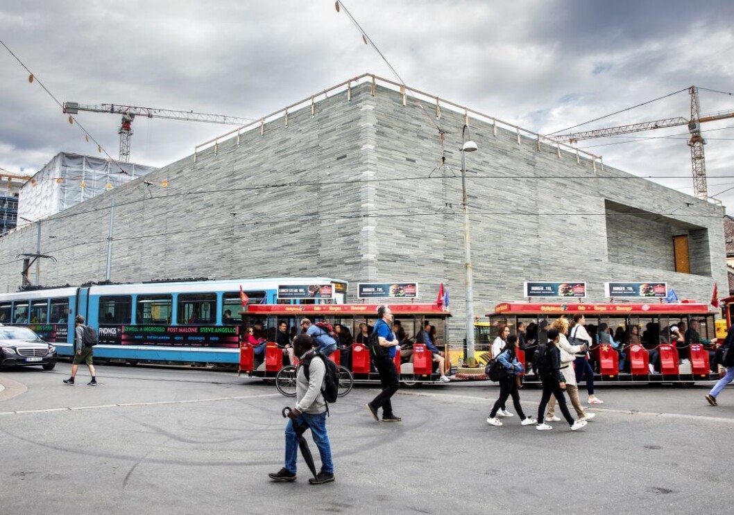 Selskapet bak kontraktene er underleverandør for det globale entreprenørkonsernet Caverion-gruppen, med 15.000 ansatte rundt om Europa. Foto: Ole Berg-Rusten / NTB Scanpix Selskapet bak kontraktene er underleverandør for det globale entreprenørkonsernet Caverion-gruppen, med 15.000 ansatte rundt om Europa. Foto: Ole Berg-Rusten / NTB Scanpix
