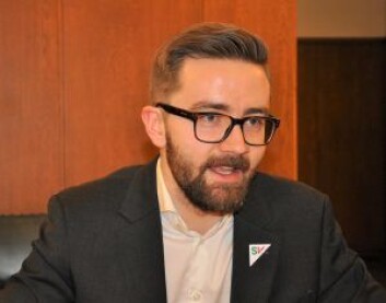 SV-politiker Ola Wolff Elvevold lover å satse hardt på tryggere skolevei for alle byens skoleelever de neste årene. Foto: Arnsten Linstad SV-politiker Ola Wolff Elvevold lover å satse hardt på tryggere skolevei for alle byens skoleelever de neste årene. Foto: Arnsten Linstad