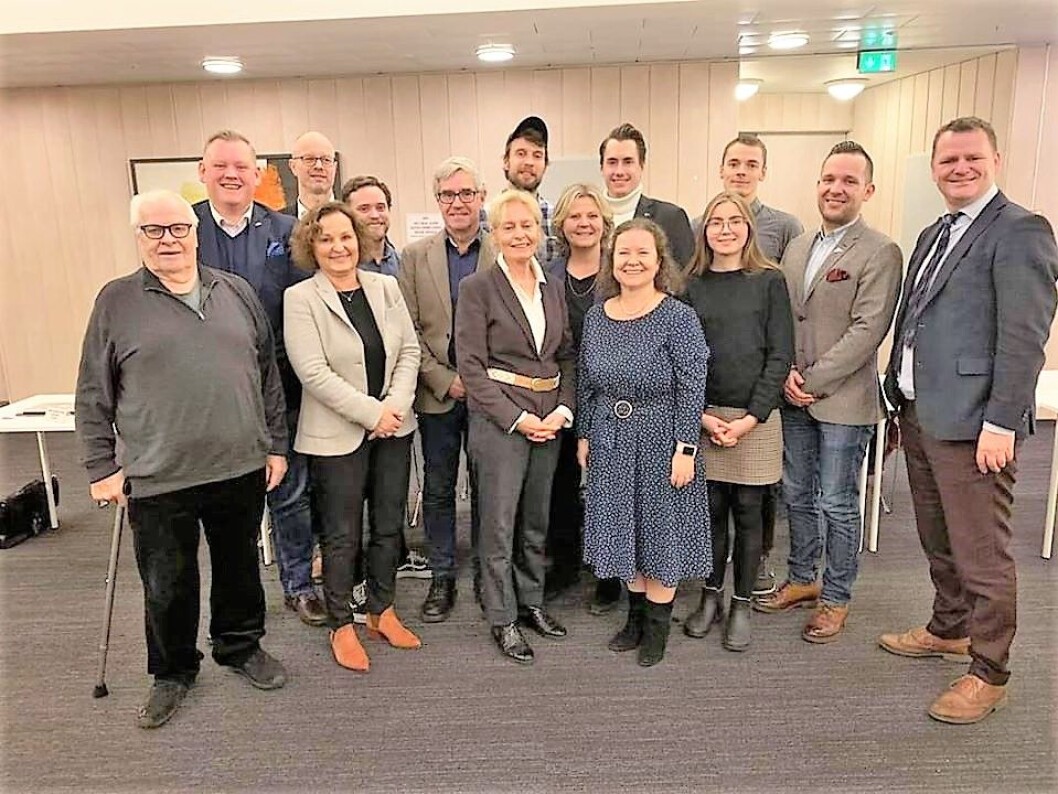 11 av 15 representanter i det nye bydelsutvalget for Bydel Frogner. Til høyre leder av bydelsutvalget, Jens Jørgen Lie. Foto: Bydel Frogner 11 av 15 representanter i det nye bydelsutvalget for Bydel Frogner. Til høyre leder av bydelsutvalget, Jens Jørgen Lie. Foto: Bydel Frogner