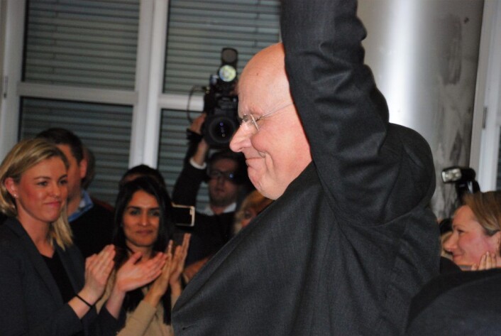 Michael Tetzschner en sentral skikkelse i Oslo-politikken gjennom flere tiår. Her strekker han armene i været etter seier i nominasjonskamp mot Fabian Stang. Foto: Arnsten Linstad Michael Tetzschner en sentral skikkelse i Oslo-politikken gjennom flere tiår. Her strekker han armene i været etter seier i nominasjonskamp mot Fabian Stang. Foto: Arnsten Linstad