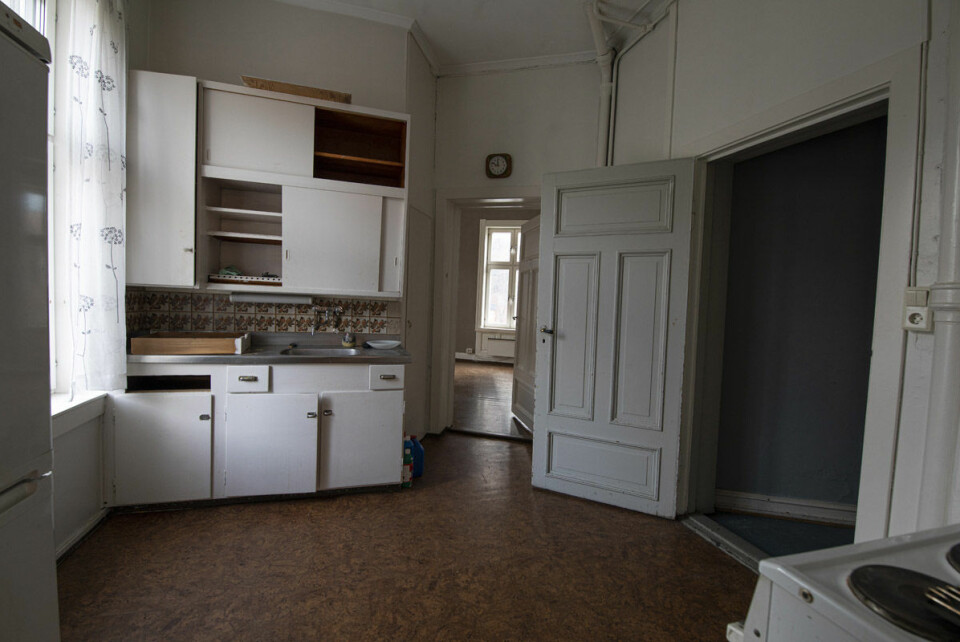 Innsiden av rektorboligen har to funksjonelle kjøkken. Foto: Olav Helland