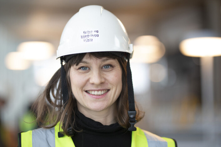 Byråd Rina Mariann Hansen fikk æren av å gå ut med datoen for åpningen av det nye hovedbiblioteket i Oslo. Foto: Olav Helland Byråd Rina Mariann Hansen fikk æren av å gå ut med datoen for åpningen av det nye hovedbiblioteket i Oslo. Foto: Olav Helland