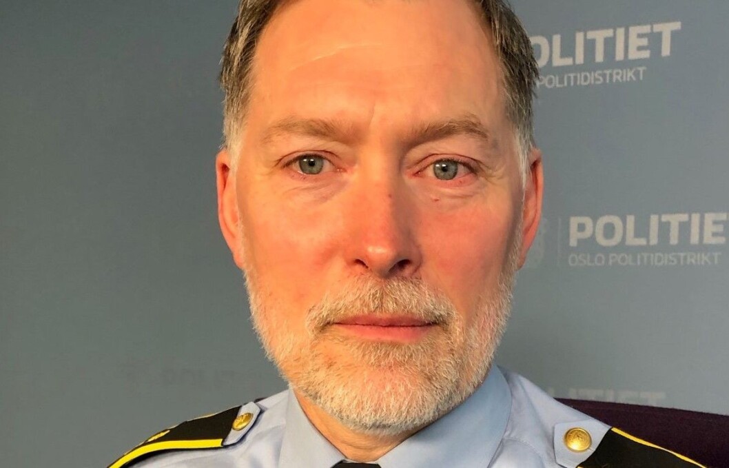 – En hypotese vi har, er at han kanskje ved et uhell kan ha blitt låst inn på skolen eller på Veitvet senter. Vi vil gjøre søk der, i tillegg til i nærområdet, sier operasjonsleder Gjermund Stokkli i Oslo politidistrikt. Foto: Oslopolitiet – En hypotese vi har, er at han kanskje ved et uhell kan ha blitt låst inn på skolen eller på Veitvet senter. Vi vil gjøre søk der, i tillegg til i nærområdet, sier operasjonsleder Gjermund Stokkli i Oslo politidistrikt. Foto: Oslopolitiet