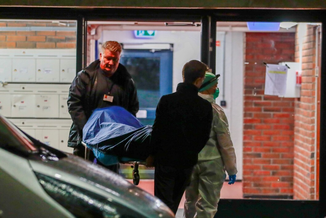 36-åringen ble siktet senest i sommer, etter at den nå avdøde moren ble knivstukket i den samme leiligheten i Trondheimsveien i Oslo.
Foto: Håkon Mosvold Larsen / NTB scanpix 36-åringen ble siktet senest i sommer, etter at den nå avdøde moren ble knivstukket i den samme leiligheten i Trondheimsveien i Oslo.
Foto: Håkon Mosvold Larsen / NTB scanpix
