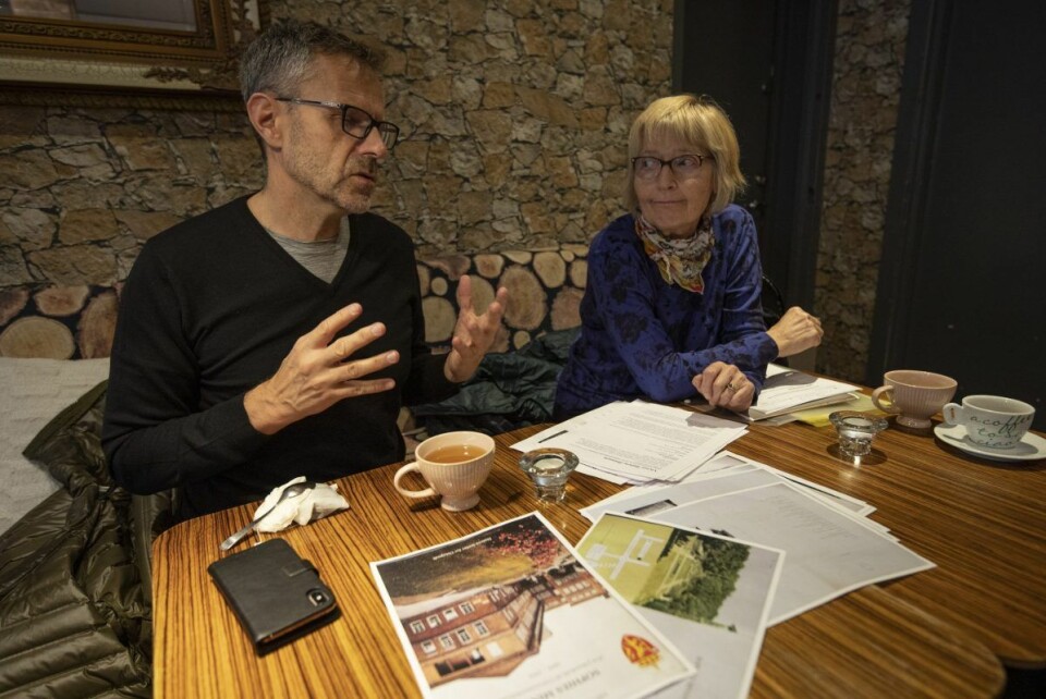 Per Gunnar Dahl og Andrea Gaarder sitter på mye engasjement og lokale kunnskaper om Sophies Minde. Foto: Olav Helland