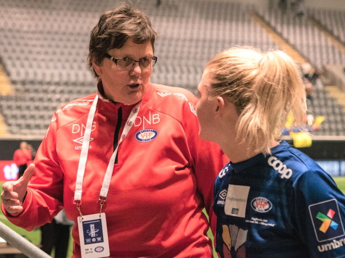 � Dette var en veldig svak forestilling av oss, sier sportssjef Eli Landsem. Foto Bjørnar Morønning � Dette var en veldig svak forestilling av oss, sier sportssjef Eli Landsem. Foto Bjørnar Morønning