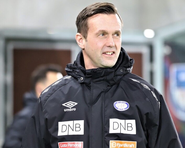Vålerenga-trener Ronny Deila er stolt av den jobben som gjøres i klubbens yngre avdelinger. � Det er utrolig mange spennende unge spillere i klubben nå, mener han. Foto: Andre Kjernsli Vålerenga-trener Ronny Deila er stolt av den jobben som gjøres i klubbens yngre avdelinger. � Det er utrolig mange spennende unge spillere i klubben nå, mener han. Foto: Andre Kjernsli