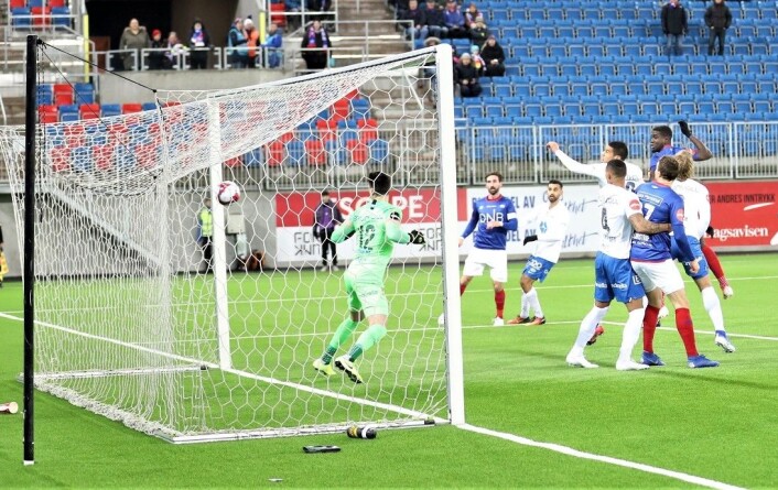 Mayron George har ikke scoret mange mål i høst. Scoringen søndag var bare hans tredje i Vålerenga-drakt. Foto: Andre Kjernsli Mayron George har ikke scoret mange mål i høst. Scoringen søndag var bare hans tredje i Vålerenga-drakt. Foto: Andre Kjernsli