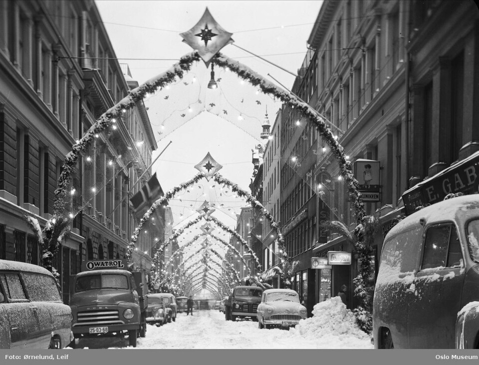 Julegate i Nedre Slottsgate 1959. Foto: Leif Ørnelund / Oslo Museum