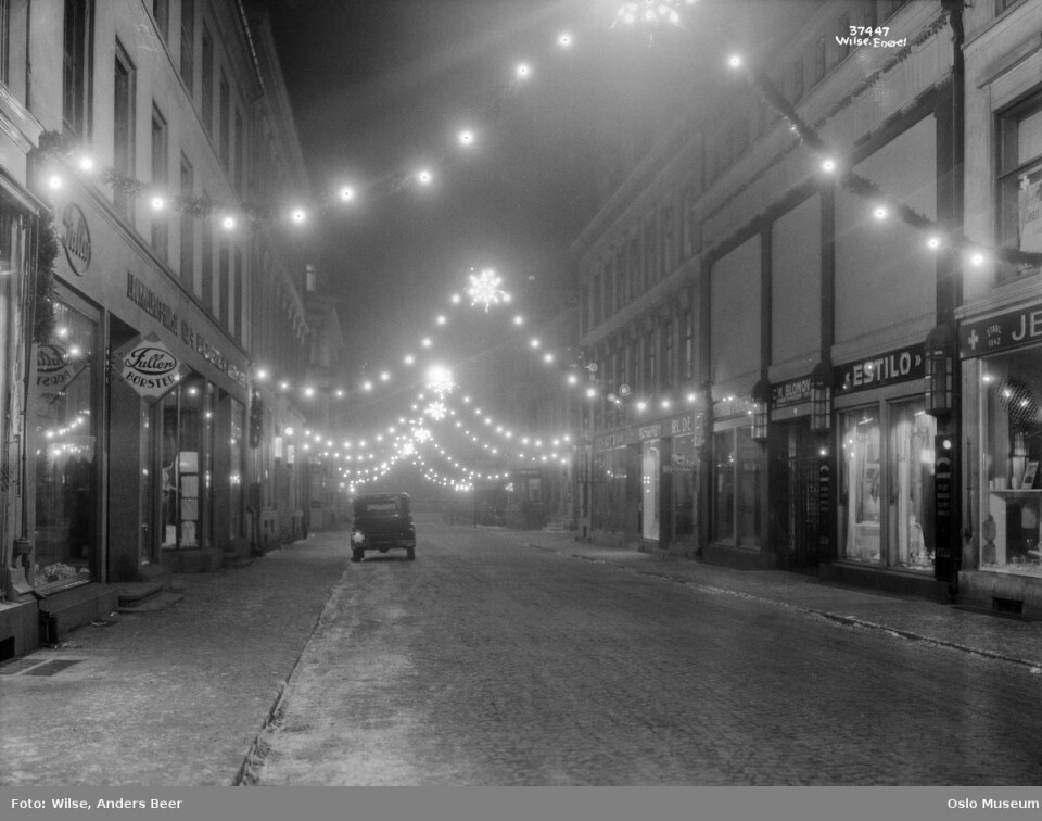 Julegate i Tordenskiolds gate desember 1931. Foto: Anders B. Wilse / Oslo Museum