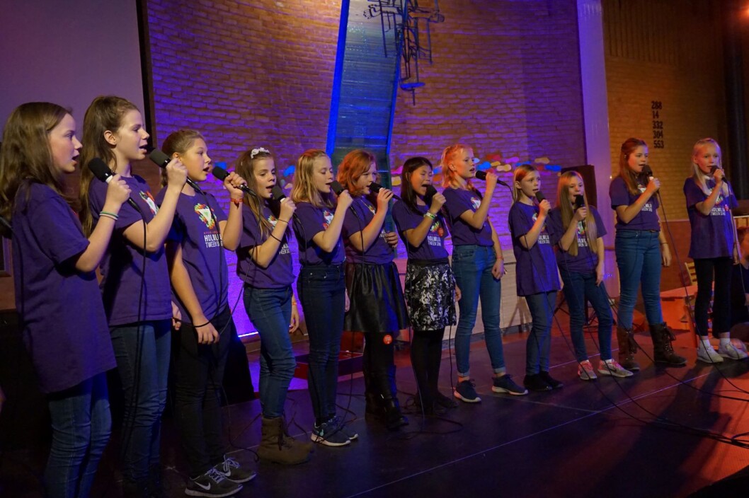 Holmlia Tween Sing synger i Holmlia kirke. Foto: Martine Larsen Rygh Holmlia Tween Sing synger i Holmlia kirke. Foto: Martine Larsen Rygh