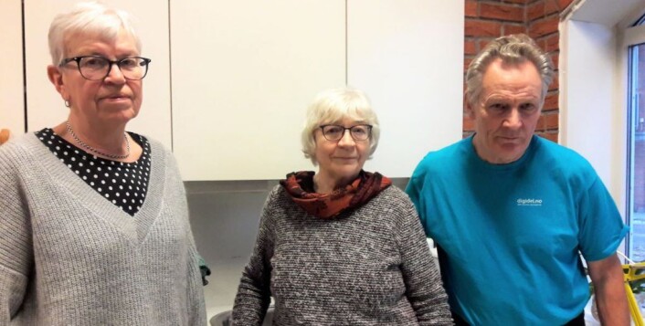 Marie Thune, Eva Melgaard og Jens Johannesen mener det ville være en tragedie for dagens eldre om ressursenteret blir lagt ned. Foto: Anders Høilund Marie Thune, Eva Melgaard og Jens Johannesen mener det ville være en tragedie for dagens eldre om ressursenteret blir lagt ned. Foto: Anders Høilund