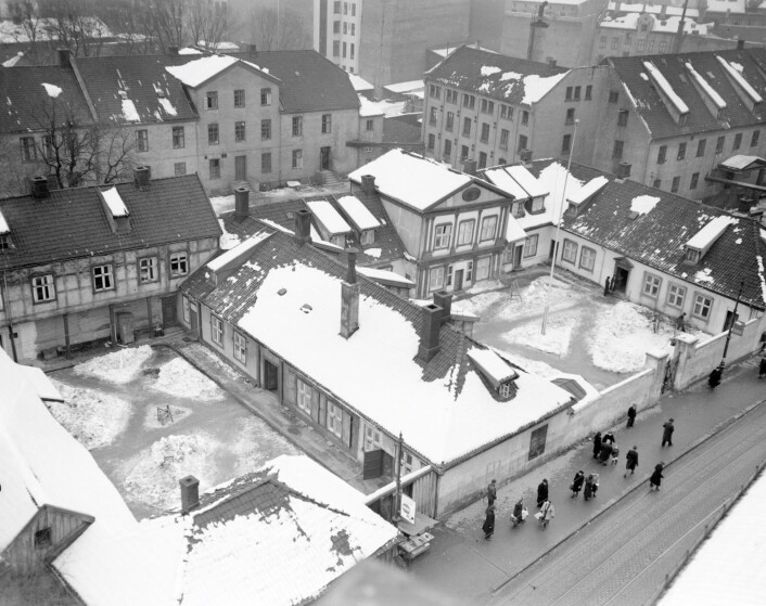 Storgata 36 sett fra luften, januar 1950. Foto: Arbeiderbevegelsens arkiv og bibliotek Storgata 36 sett fra luften, januar 1950. Foto: Arbeiderbevegelsens arkiv og bibliotek
