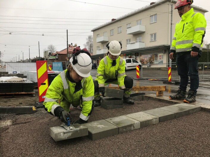 Lærlinger på Grefsenplatået. Foto: Sporveien Lærlinger på Grefsenplatået. Foto: Sporveien