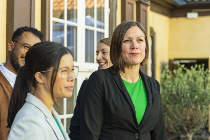 Mens samferdselsbyråd Lan Marie Nguyen Berg (MDG) er sykmeldt fungerer partifellen Hanna E. Marcussen (til h.) som øverste ansvarlige politiske myndighet for Oslos kollektivtransport. Foto: Morten Lauveng Jørgensen Mens samferdselsbyråd Lan Marie Nguyen Berg (MDG) er sykmeldt fungerer partifellen Hanna E. Marcussen (til h.) som øverste ansvarlige politiske myndighet for Oslos kollektivtransport. Foto: Morten Lauveng Jørgensen