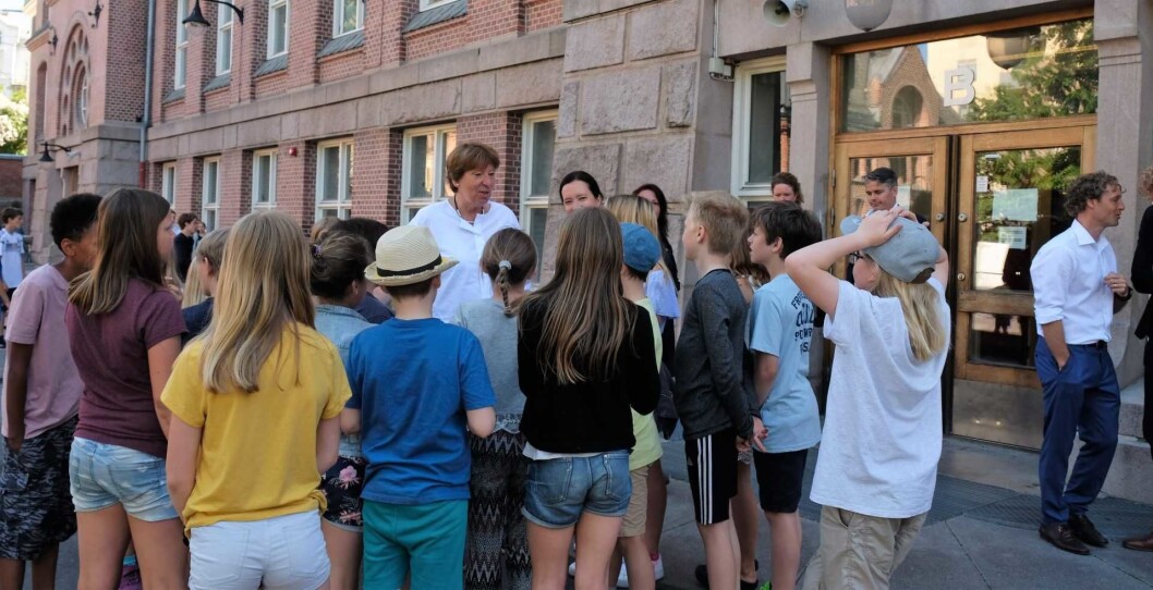 Før valget lovte de rødgrønne politikerne at de ville lytte til foreldrene og barna ved Bolteløkka skole. Nå har pipen fått en annen tone. Foto: Christian Boger Før valget lovte de rødgrønne politikerne at de ville lytte til foreldrene og barna ved Bolteløkka skole. Nå har pipen fått en annen tone. Foto: Christian Boger
