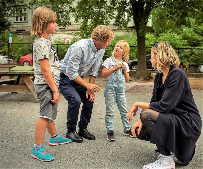 I 2018 besøkte skolebyråd Inga Marte Thorkildsen Bolteløkka skole og slo av en prat med elevene Bernhard, Sofia og rektor Ronny Sollien Engbråthen. Foto: Morten Lauveng Jørgensen I 2018 besøkte skolebyråd Inga Marte Thorkildsen Bolteløkka skole og slo av en prat med elevene Bernhard, Sofia og rektor Ronny Sollien Engbråthen. Foto: Morten Lauveng Jørgensen