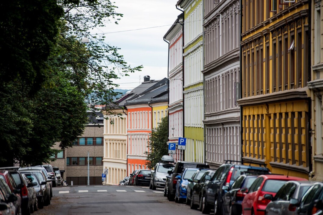 Å leie en toromsleilighet i Oslo koster i gjennomsnitt 2.600 kroner mindre enn i Bergen. Gjennomsnittsprisen ligger på 11.060 kroner i Oslo og Bærum. Illustrasjonsfoto: Fredrik Varfjell / NTB scanpix Å leie en toromsleilighet i Oslo koster i gjennomsnitt 2.600 kroner mindre enn i Bergen. Gjennomsnittsprisen ligger på 11.060 kroner i Oslo og Bærum. Illustrasjonsfoto: Fredrik Varfjell / NTB scanpix