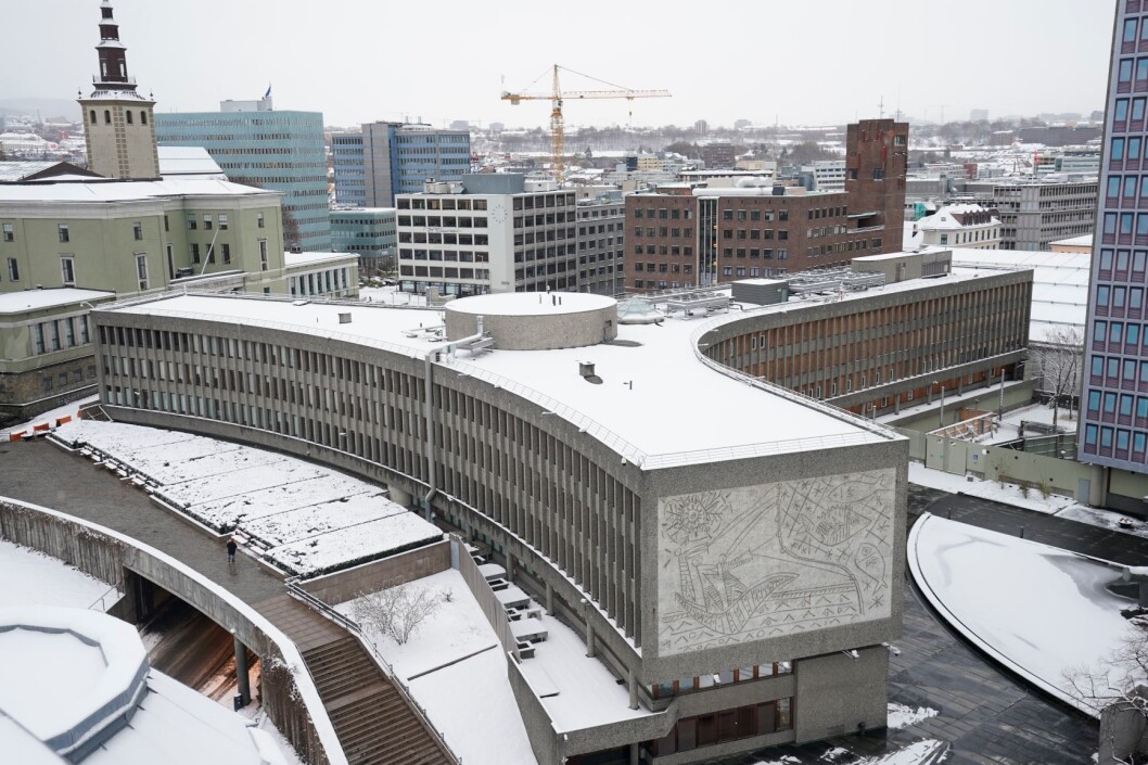 Klagene, som har kommet fra Oslo Arkitektforening og Norske arkitekters landsforbund, er dermed ikke tatt til følge. Vedtaket om å rive Y-blokken blir stående. Foto: Heiko Junge / NTB scanpix Klagene, som har kommet fra Oslo Arkitektforening og Norske arkitekters landsforbund, er dermed ikke tatt til følge. Vedtaket om å rive Y-blokken blir stående. Foto: Heiko Junge / NTB scanpix