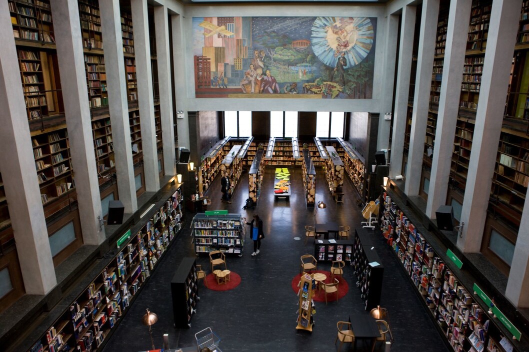 30. desember stenger gamle Deichman på Hammersborg. Det nye hovedbiblioteket i Oslo åpner 28. mars. Foto: Thomas Brun / NTB scanpix 30. desember stenger gamle Deichman på Hammersborg. Det nye hovedbiblioteket i Oslo åpner 28. mars. Foto: Thomas Brun / NTB scanpix
