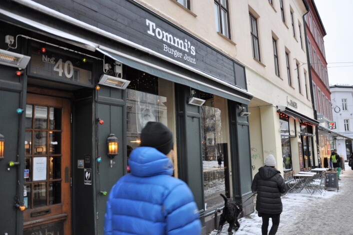 I 2015 åpnet Tommi`s Burger Joint med servering av små burgere. Nedenfor, i samme bygård, ligger Fru Hagen. Foto: Arnsten Linstad I 2015 åpnet Tommi`s Burger Joint med servering av små burgere. Nedenfor, i samme bygård, ligger Fru Hagen. Foto: Arnsten Linstad