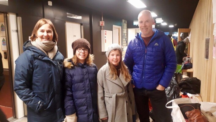En familie på fire er svært fornøyd med opprettelsen av initiativet. Fra venstre: Katrine Malmo, Anna Dønvold (9), Idun Dønvold (9), Helge Dønvold. Foto: Emilie Pascale En familie på fire er svært fornøyd med opprettelsen av initiativet. Fra venstre: Katrine Malmo, Anna Dønvold (9), Idun Dønvold (9), Helge Dønvold. Foto: Emilie Pascale