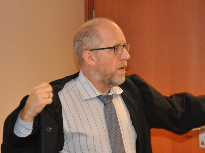 — Det må reageres strengt og derfor legger jeg frem en påstand om 500.000 kroner i bot, sier aktor Hans Petter Pedersen Skurdal. Foto: Arnsten Linstad — Det må reageres strengt og derfor legger jeg frem en påstand om 500.000 kroner i bot, sier aktor Hans Petter Pedersen Skurdal. Foto: Arnsten Linstad