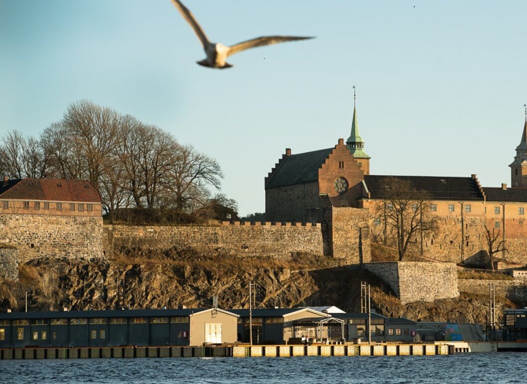 Akershusutstikkeren er en del av kaianlegget som strekker seg langs Akershus festning på østsiden av Pipervika. Foto: Oslo Havn / Oslo kommune Akershusutstikkeren er en del av kaianlegget som strekker seg langs Akershus festning på østsiden av Pipervika. Foto: Oslo Havn / Oslo kommune