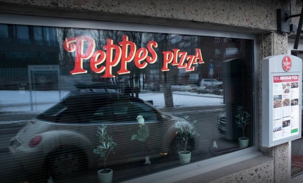 Her, på Peppes Pizza ved Solli plass, satt de to gjenglederne seg ned i et fredsmøte. Foto: Olav Helland