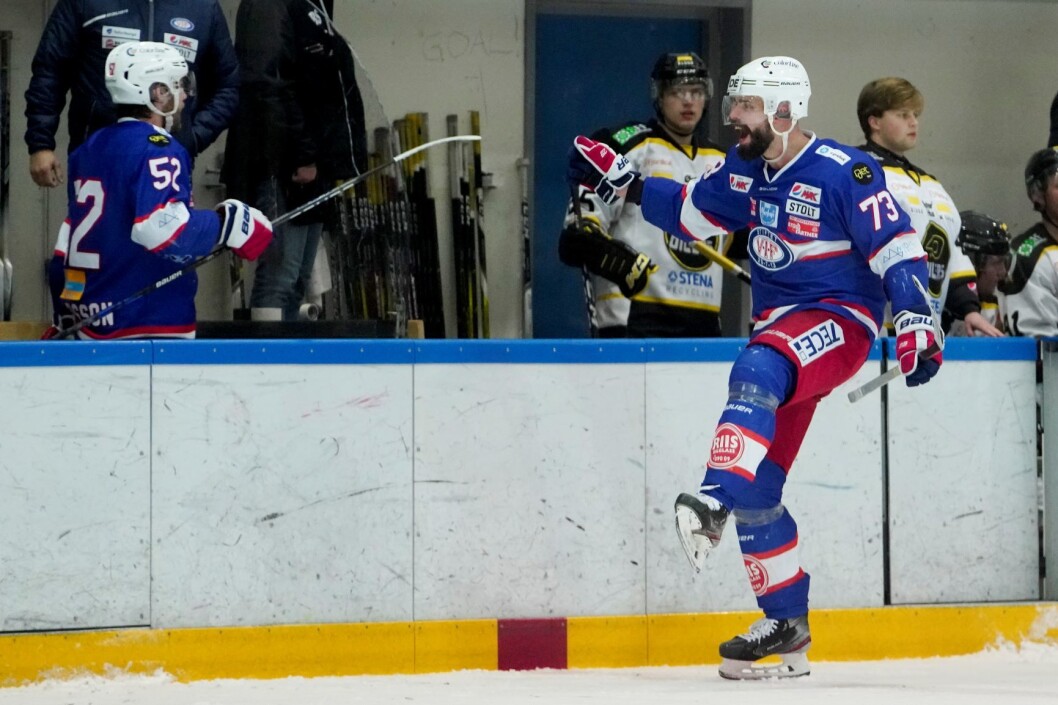 Vålerengas Villiam Strøm jubler for lagets 1-1-scoring under forrige kamp, som Stavanger vant hårfint. Foto: Fredrik Hagen / NTB scanpix Vålerengas Villiam Strøm jubler for lagets 1-1-scoring under forrige kamp, som Stavanger vant hårfint. Foto: Fredrik Hagen / NTB scanpix