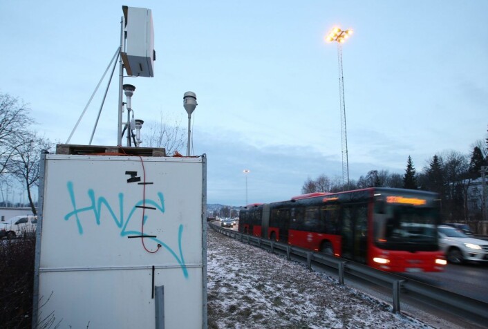 En av målestasjonene i Oslo. Her ved E18 på Hjortnes ytterst i Frognerkilen. Foto: Erik Johansen / NTB scanpix En av målestasjonene i Oslo. Her ved E18 på Hjortnes ytterst i Frognerkilen. Foto: Erik Johansen / NTB scanpix