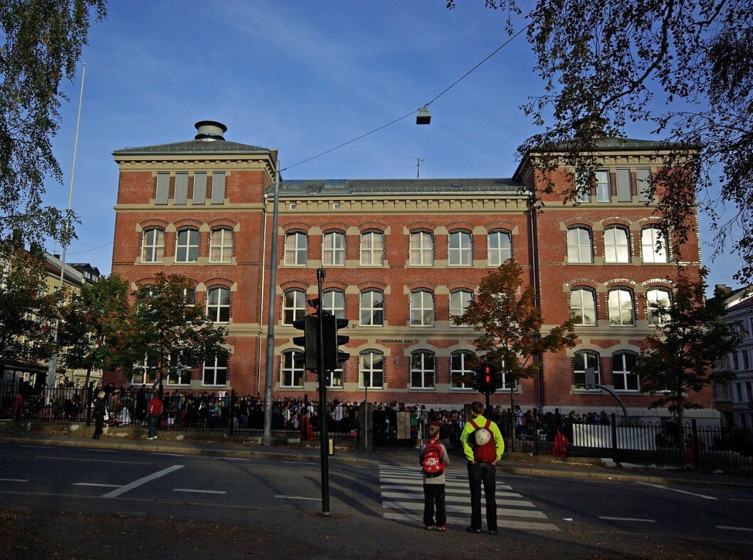 – Det er ille nok at Ap skryter på seg SVs politikk. Enda verre er det at politikken ikke er noe å skryte av. – Det er ille nok at Ap skryter på seg SVs politikk. Enda verre er det at politikken ikke er noe å skryte av.